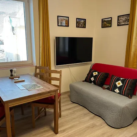 Za Radnici 6 By Mountain Ways